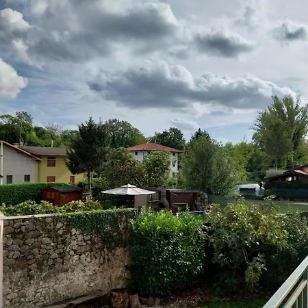 Family House On Private Courtyard In Dom wakacyjny Fanna