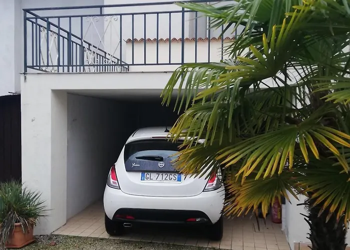 Family House On Private Courtyard In Nyaraló *