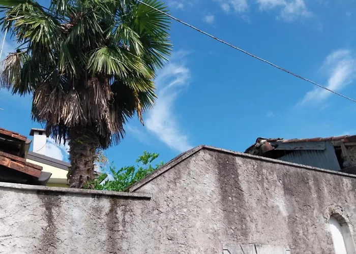 Family House On Private Courtyard In Nyaraló