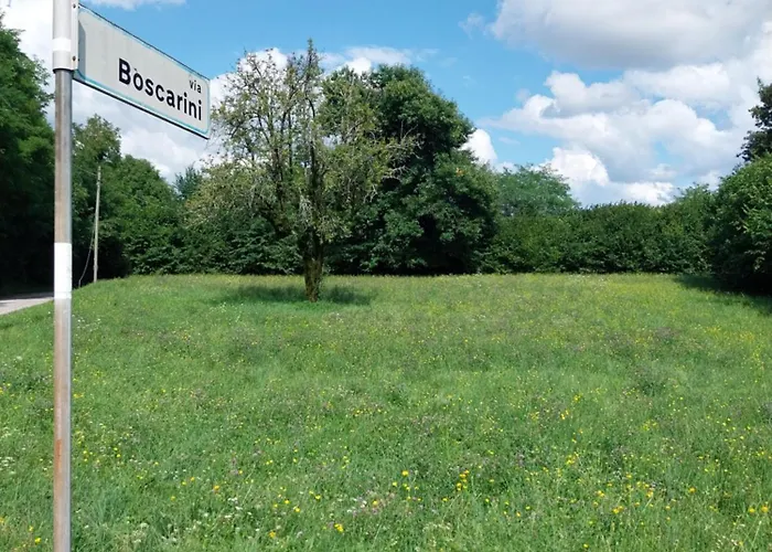 Family House On Private Courtyard In *