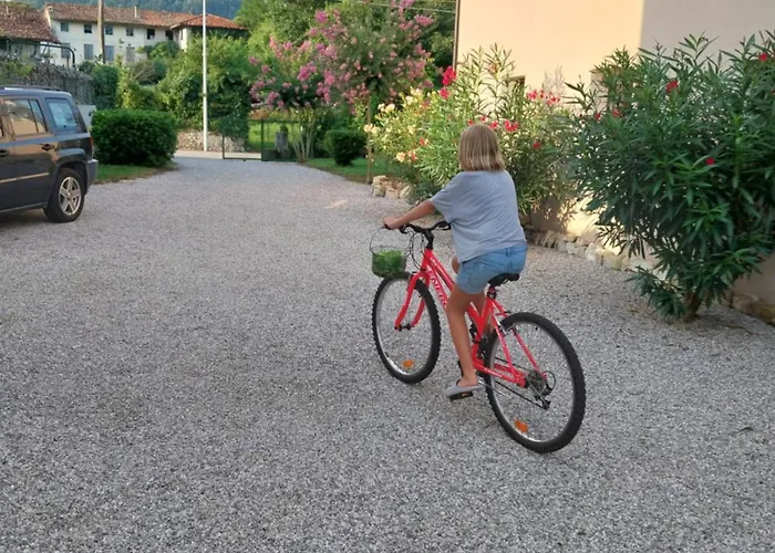 Family House On Private Courtyard In Nyaraló *
